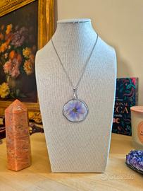 collana con fiore artigianale 
