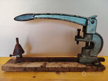 pressa manuale vintage