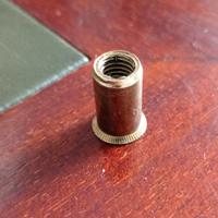 DADI A RIVETTO M8  ACCIAIO GUARDA LA QUALITÀ