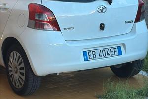 Toyota Yaris 1000 benzina