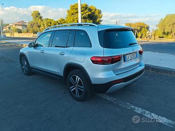 Mercedes-Benz GLB 180 Sport – Diesel, automatico. 
