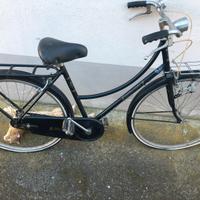 Bicicletta d epoca e moderne