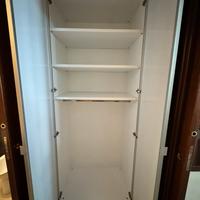 Mobile realizzato dal falegname