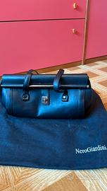 Borsa NeroGiardini nera con tracolla