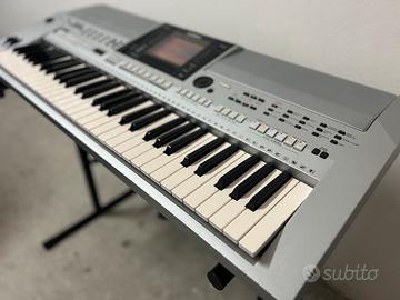 Tastiera musicale Yamaha psr S900