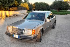 MERCEDES Serie E (*124) - 1989