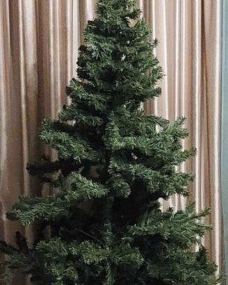ALBERO DI NATALE CON PUNTALE OMAGGIO