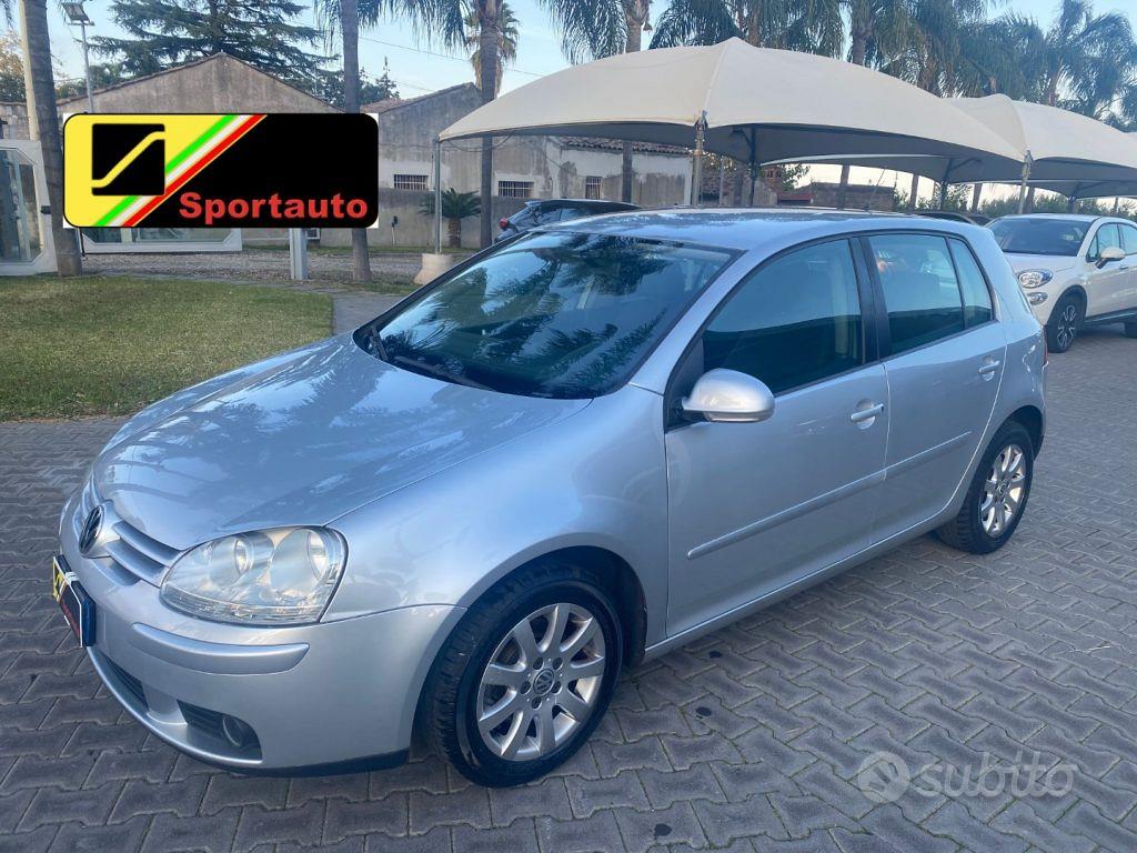 VOLKSWAGEN Golf 5ª serie