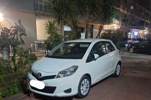 Toyota Yaris 2012 gpl