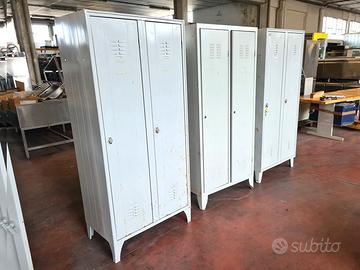 armadi biposto per spogliatoi usati