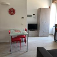 Monolocale ristrutturato arredato in centro