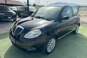 Lancia Ypsilon 1.3MJT*16V*ORO BIANCO*90CV*NEOPATEN