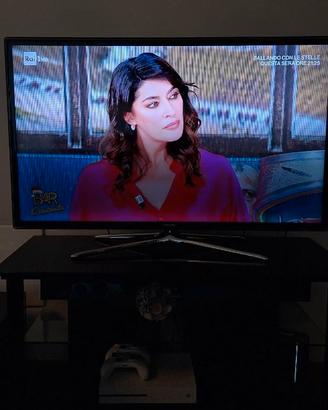 TV Samsung 40” Smart TV