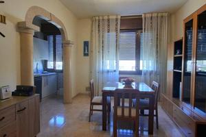 Appartamento di 88 m² con 4 locali e box auto a Gu
