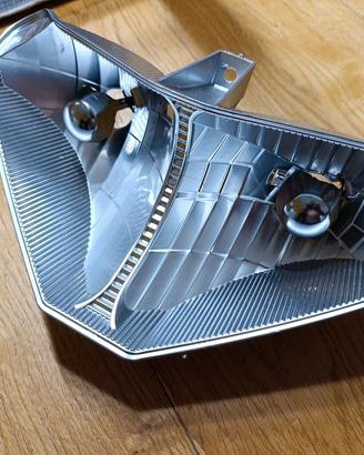 fanale anteriore GSXR k1 