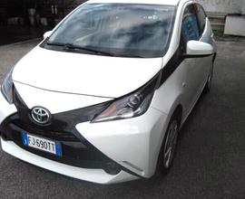 Toyota Aygo X PLAY NEOPATENTANTI FINANZIABILE
