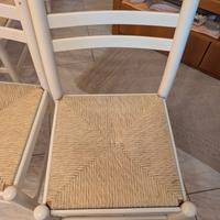 sedie in legno bianche con seduta in paglia