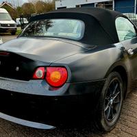 BMW Z4 ROADSTAR 2.2 BENZINA DEL 2004