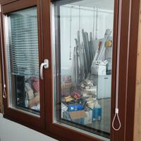 Finestra 2 Ante Legno Alluminio 3 vetri Veneziana