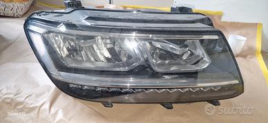 faro lato destro  full led tiguan 
