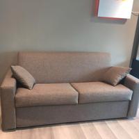 Divano letto a due piazze 