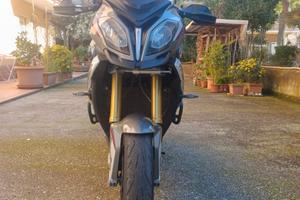 BMW S1000XR