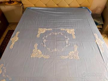 Copriletto matrimoniale in raso di seta e Cantù