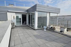 Attico / Mansarda di 96 m² con 3 locali a Vercelli