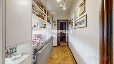 Ampio 4 Locali con Mansarda, cantine e garage