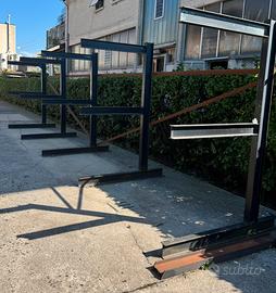 Scaffali azienda