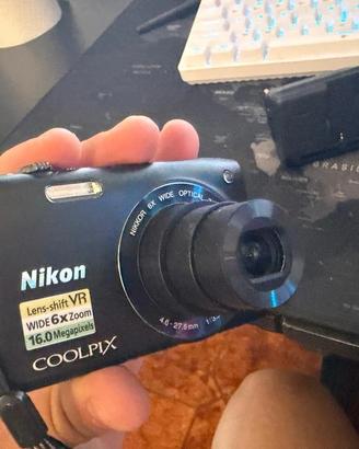 Nikon Coolpix s3300