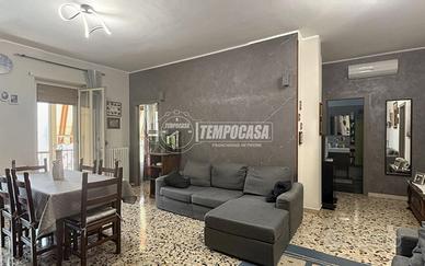 AMPIO TRILOCALE RISTRUTTURATO AL QUARTO PIANO