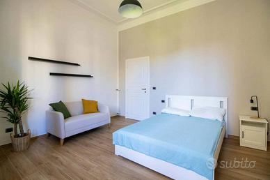 Stanza in appartamento di 130 m² a Firenze