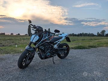 KTM DUKE 390