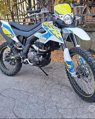 ENDURO UM DSR 125cc*MOT. LC APRILIA