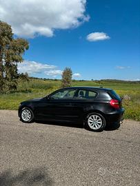 BMW SERIE 1 E81 123d FUTURA