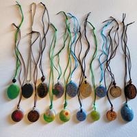 Collana in resina 04

