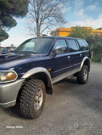 Mitsubishi Pajero sport 