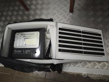 Faro led solare