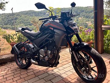 CF MOTO 300 NK