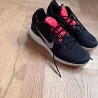 Scarpa da tennis nike