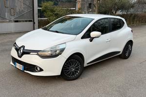 Renault Clio 2015, benzina/GPL 89.000km