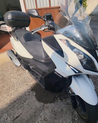 Kymco Downtown 300i Abs