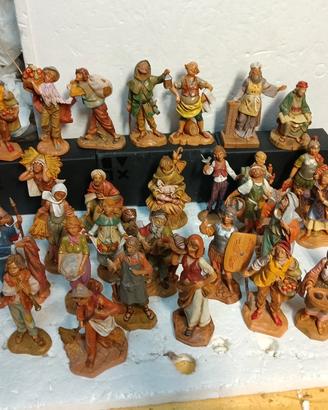 Pastori presepe FONTANINI 10 euro al pezzo 