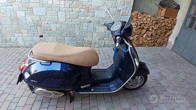 VESPA 300 GTS