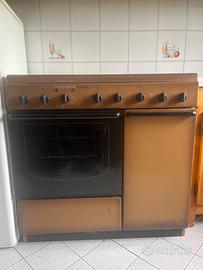 Cucina a gas con forno