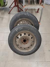 gomme invernali usate con cerchione 