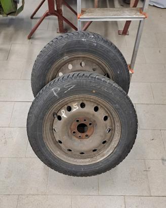 gomme invernali usate con cerchione 