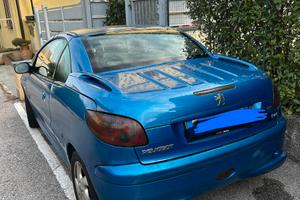 Peugeot 206 cc incidentata