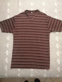 T-shirt elasticizzata 